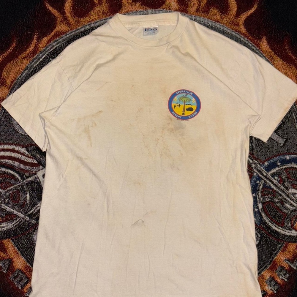 Unique Vintage Men's Cream and White T-shirt